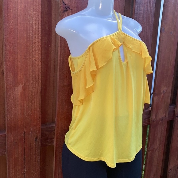 BCBG Yellow Halter Neck Rose Top Size S - Picture 3 of 9